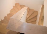 Treppe-gewendet-von-oben